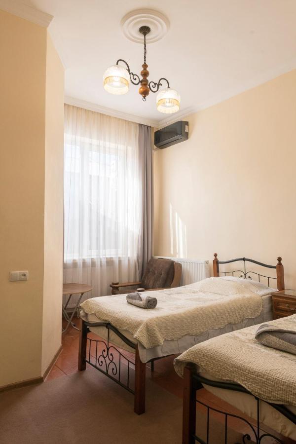 Tamari Guest House Telavi Extérieur photo