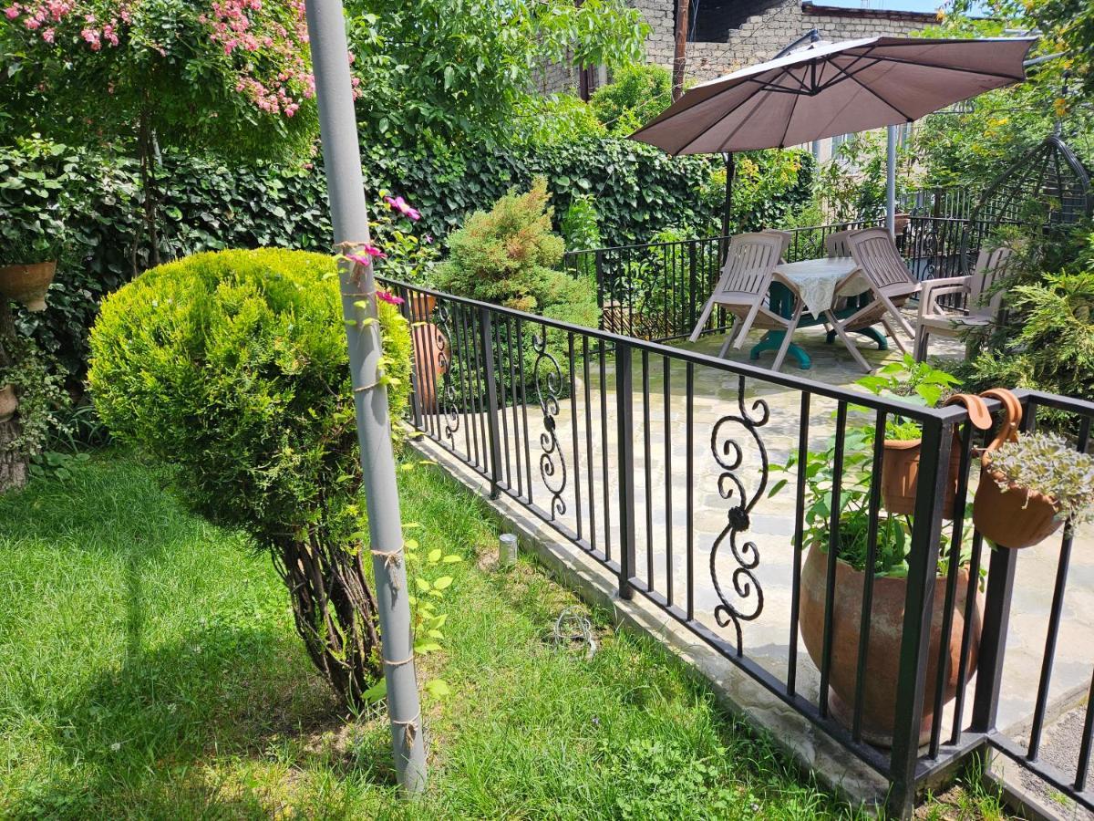 Tamari Guest House Telavi Extérieur photo