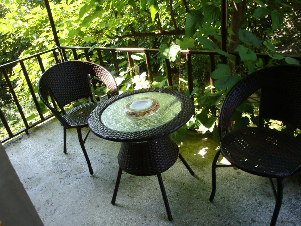 Tamari Guest House Telavi Extérieur photo