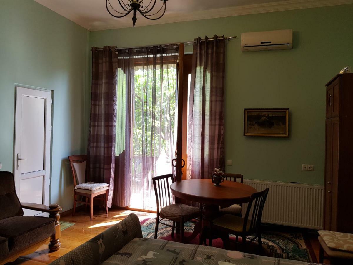 Tamari Guest House Telavi Extérieur photo