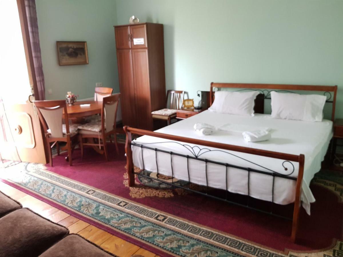 Tamari Guest House Telavi Extérieur photo
